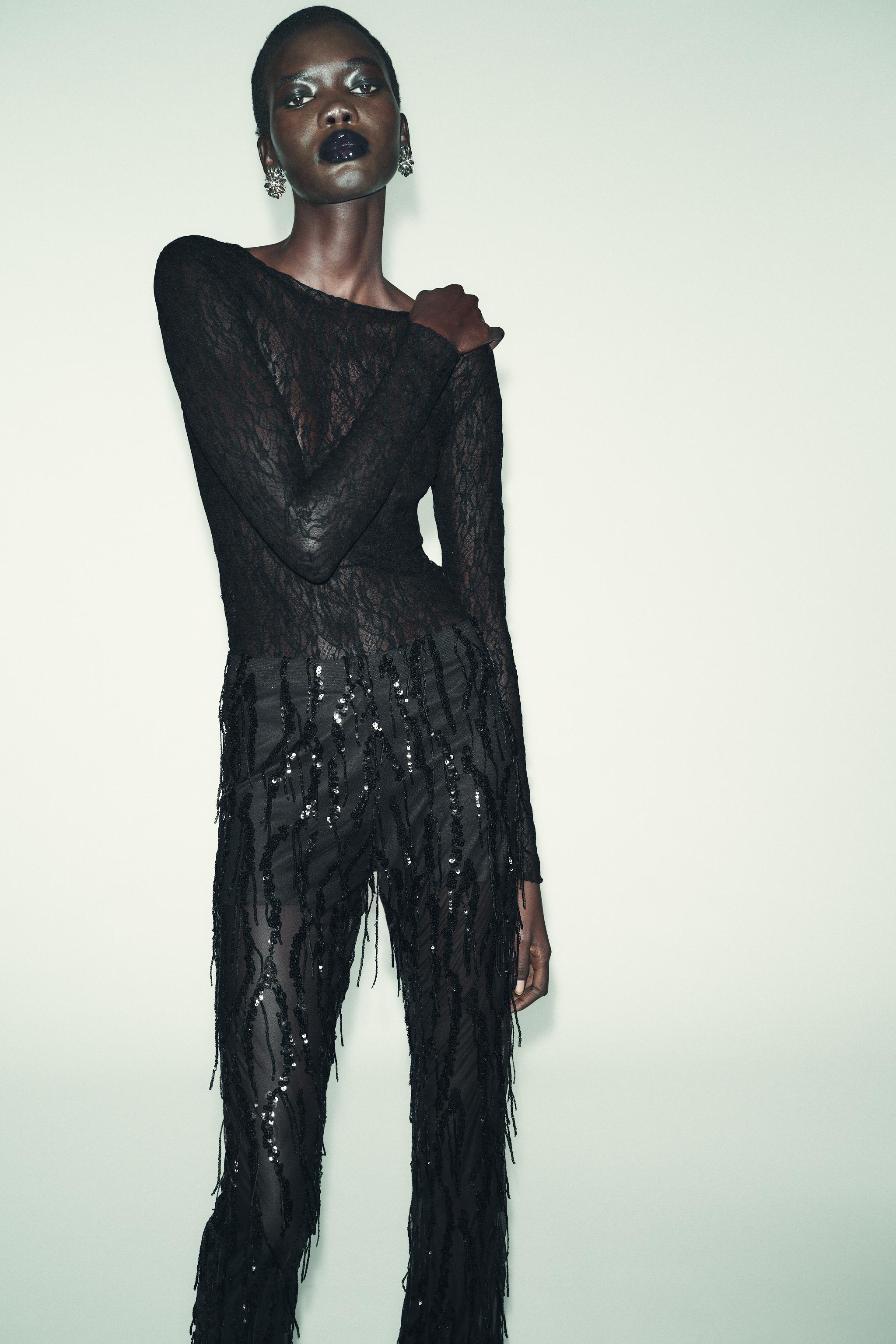 LONG SLEEVE LACE TOP